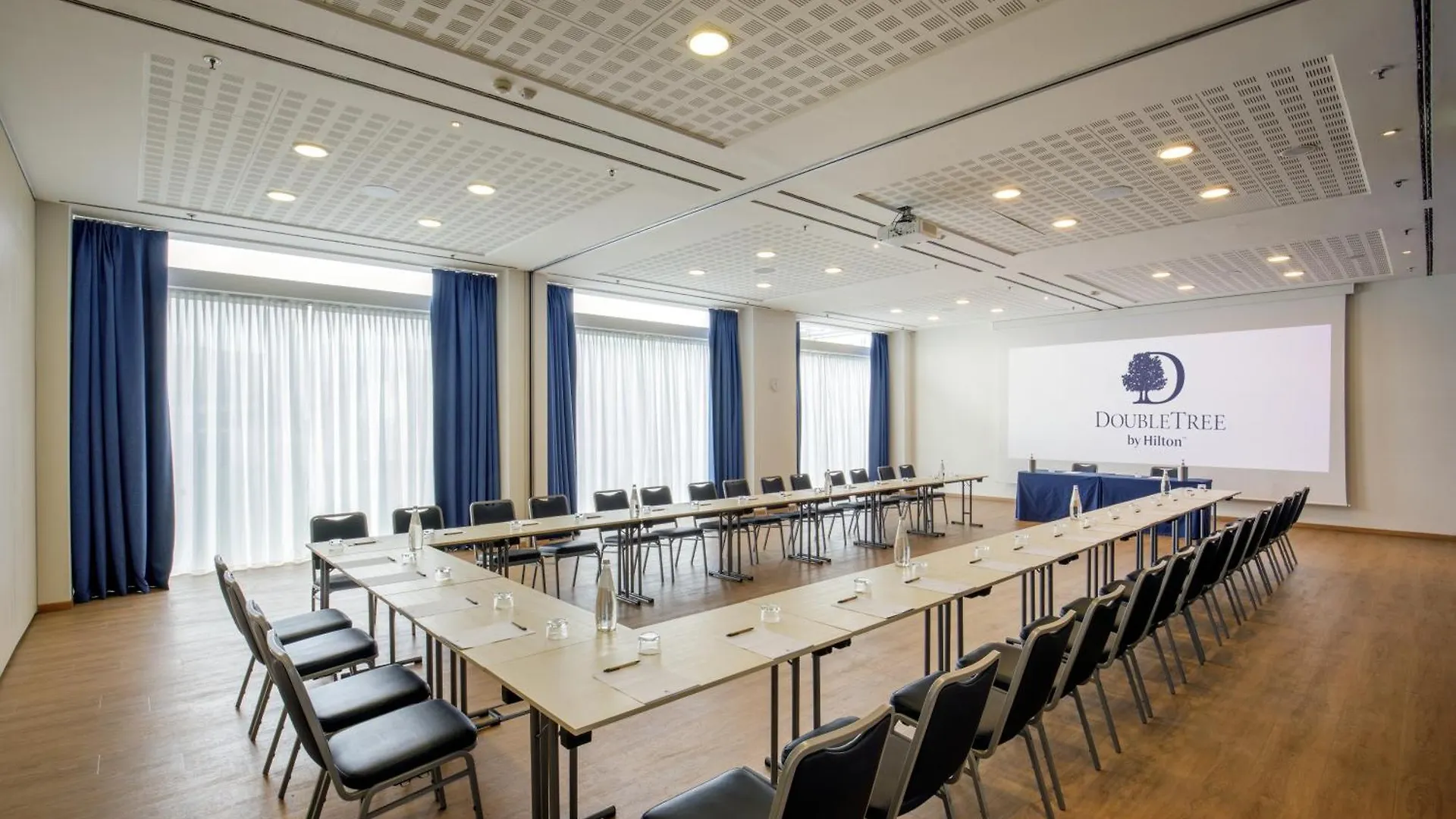 מלון Doubletree By Hilton מילאנו