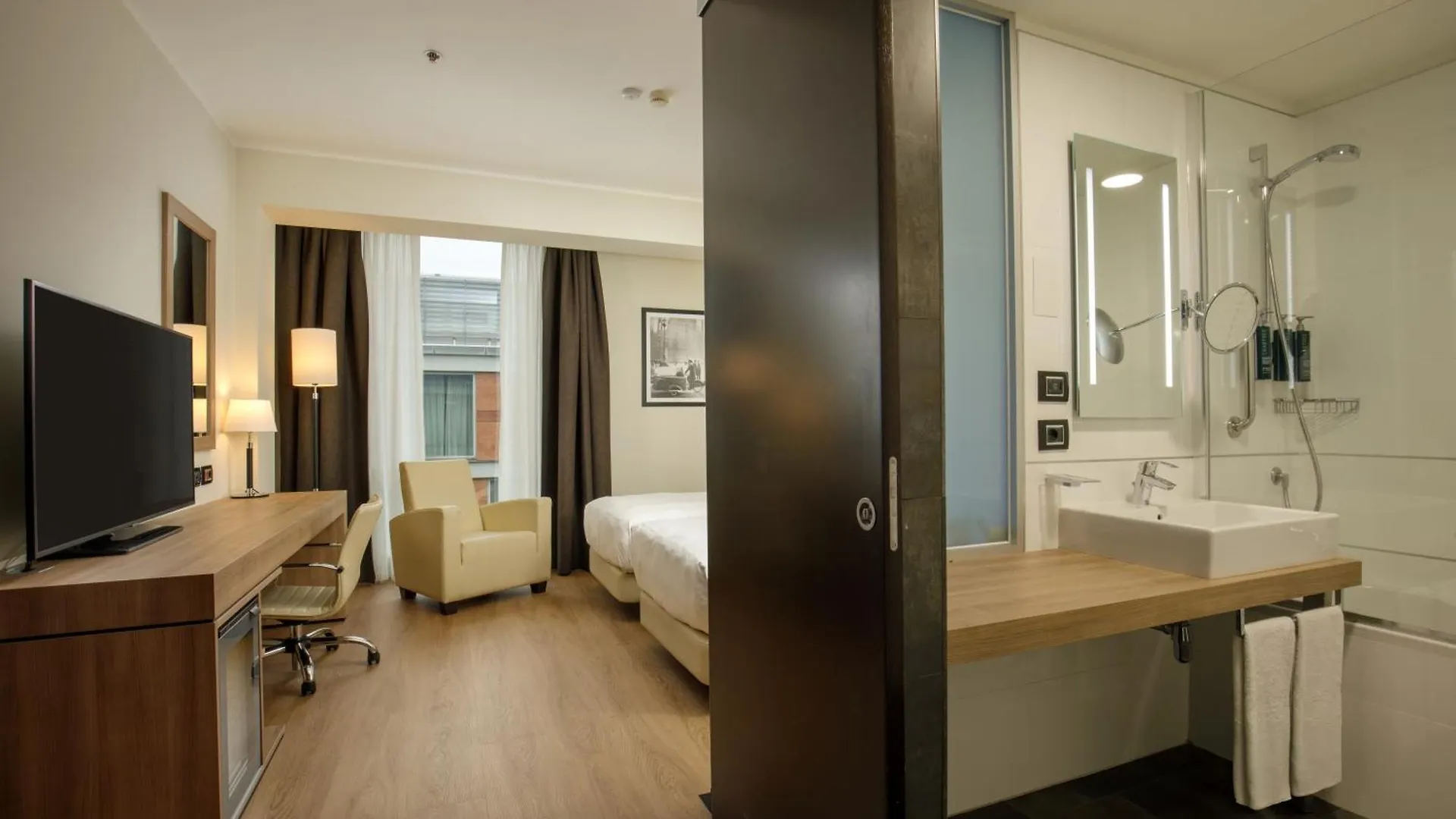 Doubletree By Hilton Milan Otel