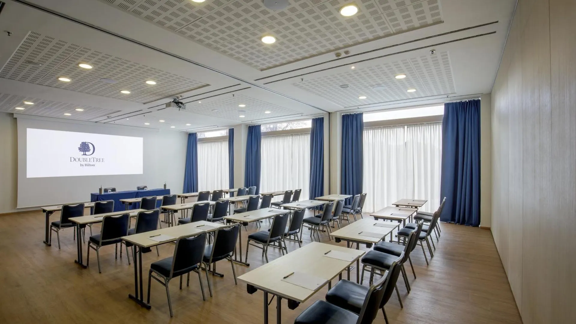 Doubletree By Hilton Milan Hotel