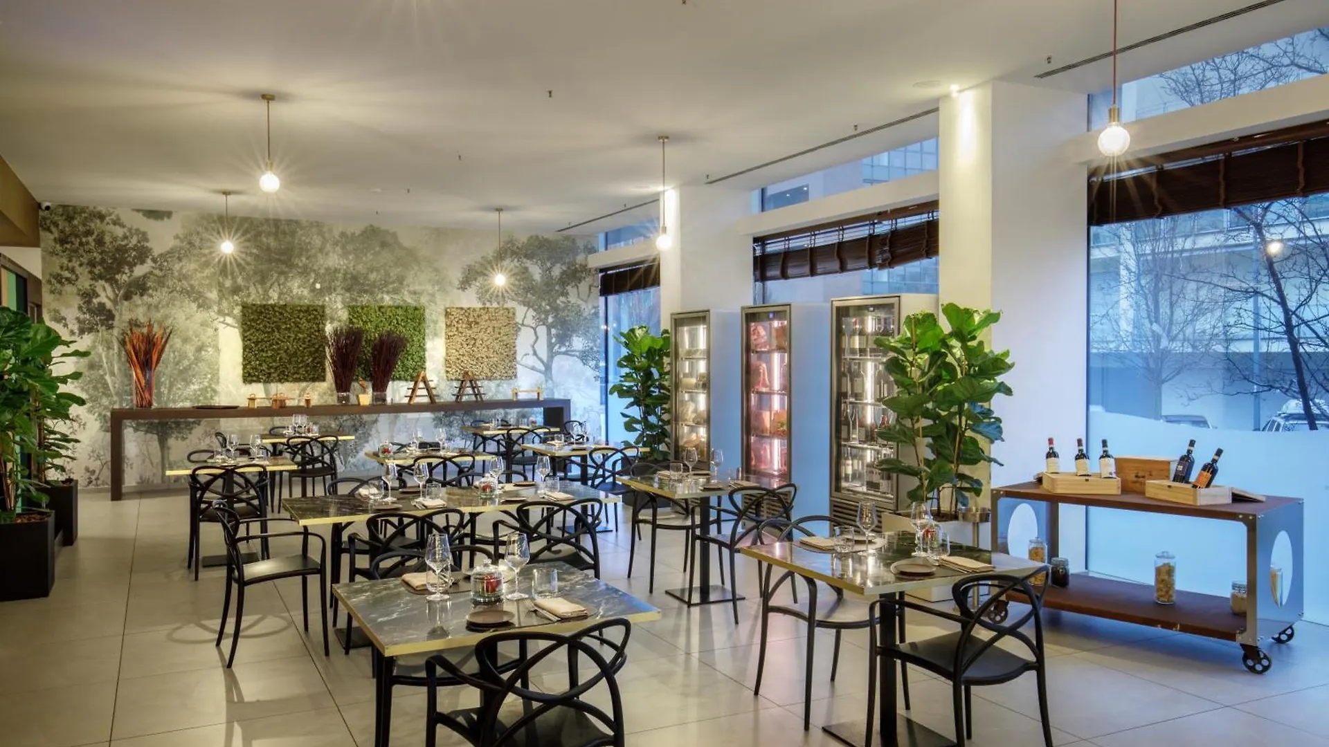 Doubletree By Hilton Milan Hotel Italy