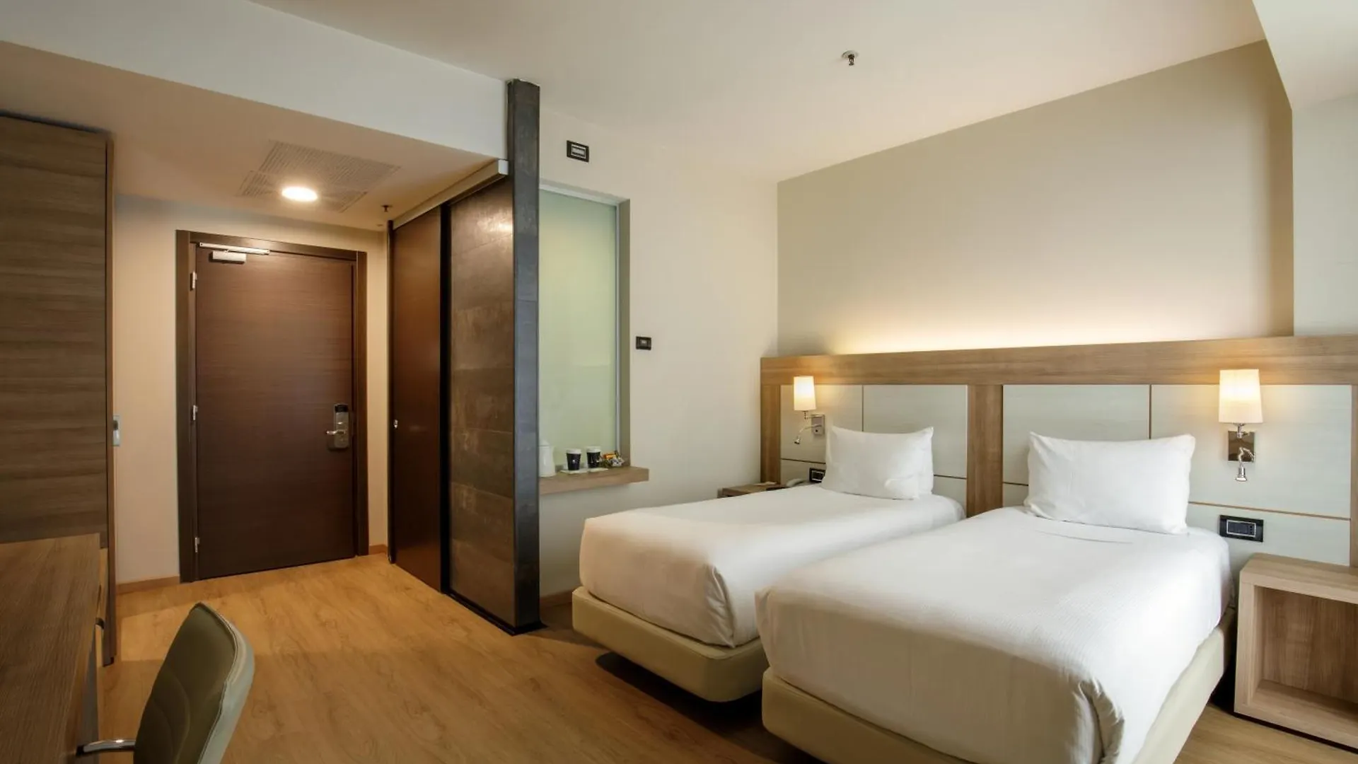 Doubletree By Hilton Milan Hotel