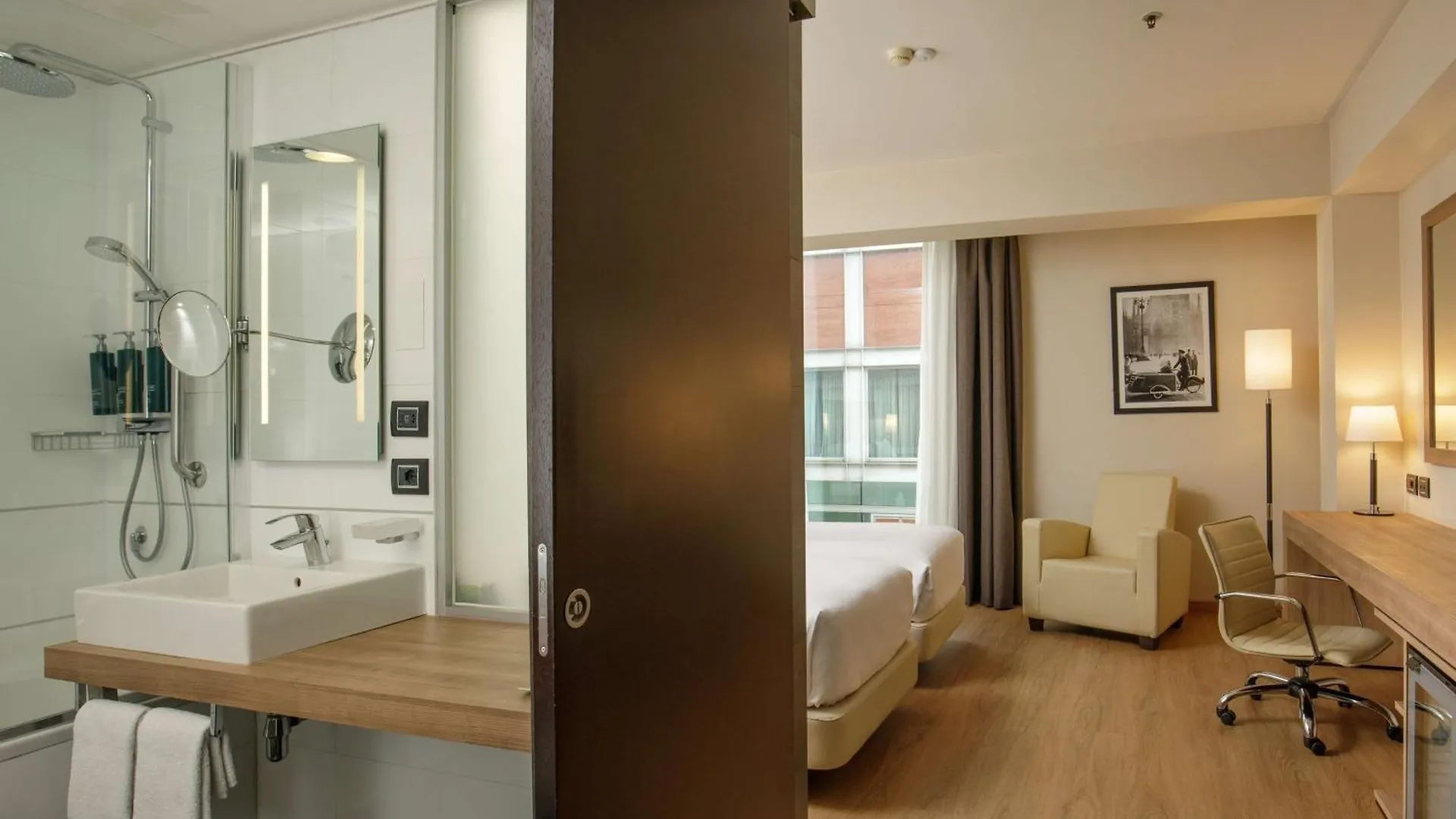 ****  Doubletree By Hilton Milan Hotel Italy