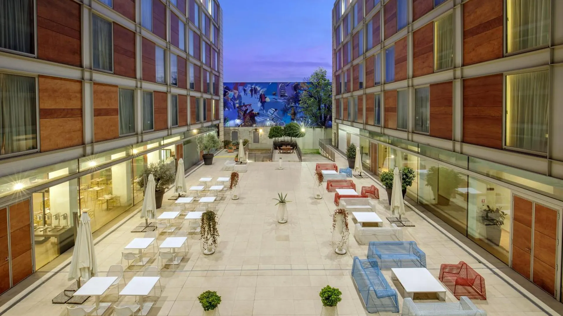 Hotel Doubletree By Hilton Milán